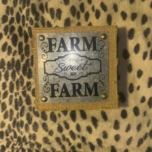 Home. Decor. Farm Sweet Farm Metal Sign.
